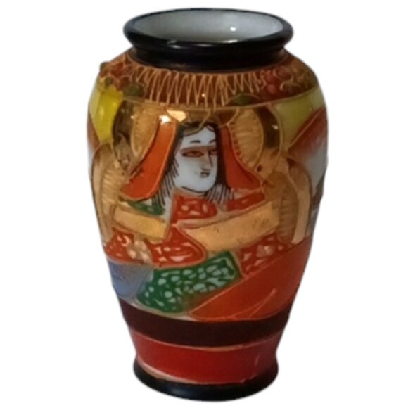 Vintage Small Geisha Moriage Porcelain Vase Made In Japan Mid-Century 1950 / 60s - Picture 1 of 5
